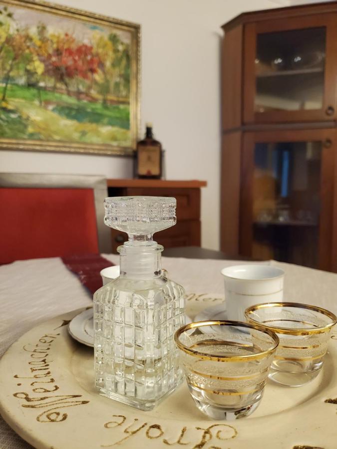 Unique Traditional House, Hosted By J&G Tiranë Luaran gambar