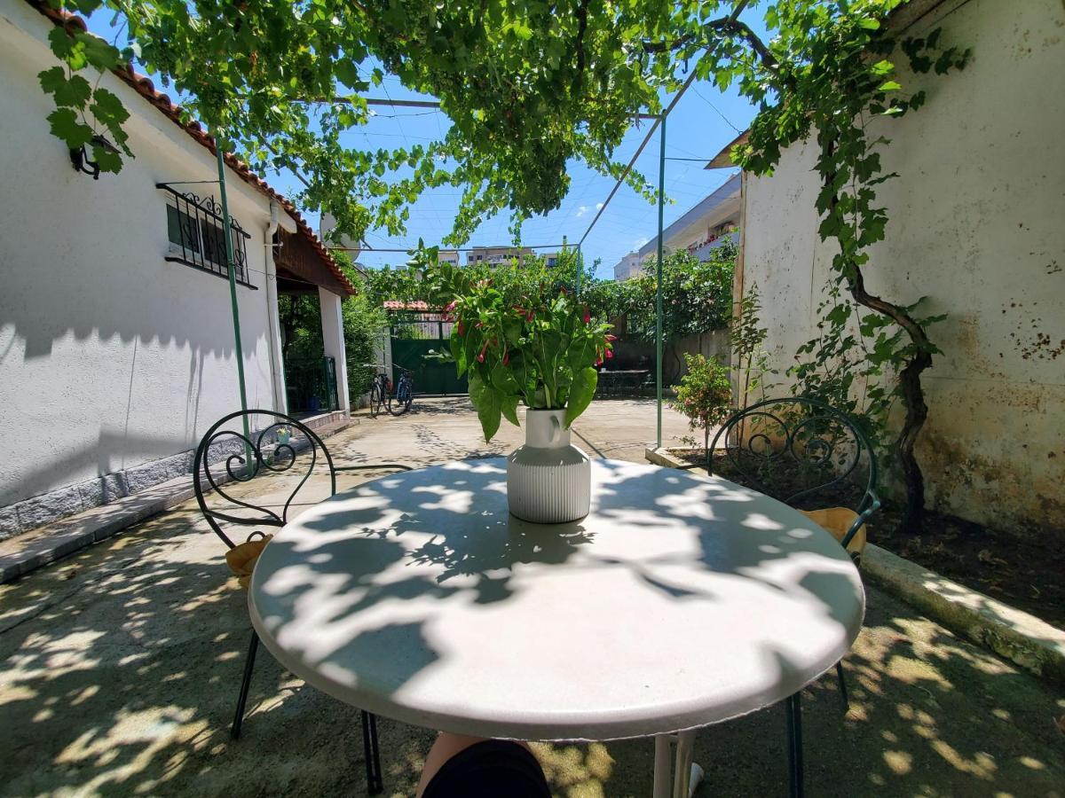 Unique Traditional House, Hosted By J&G Tiranë Luaran gambar